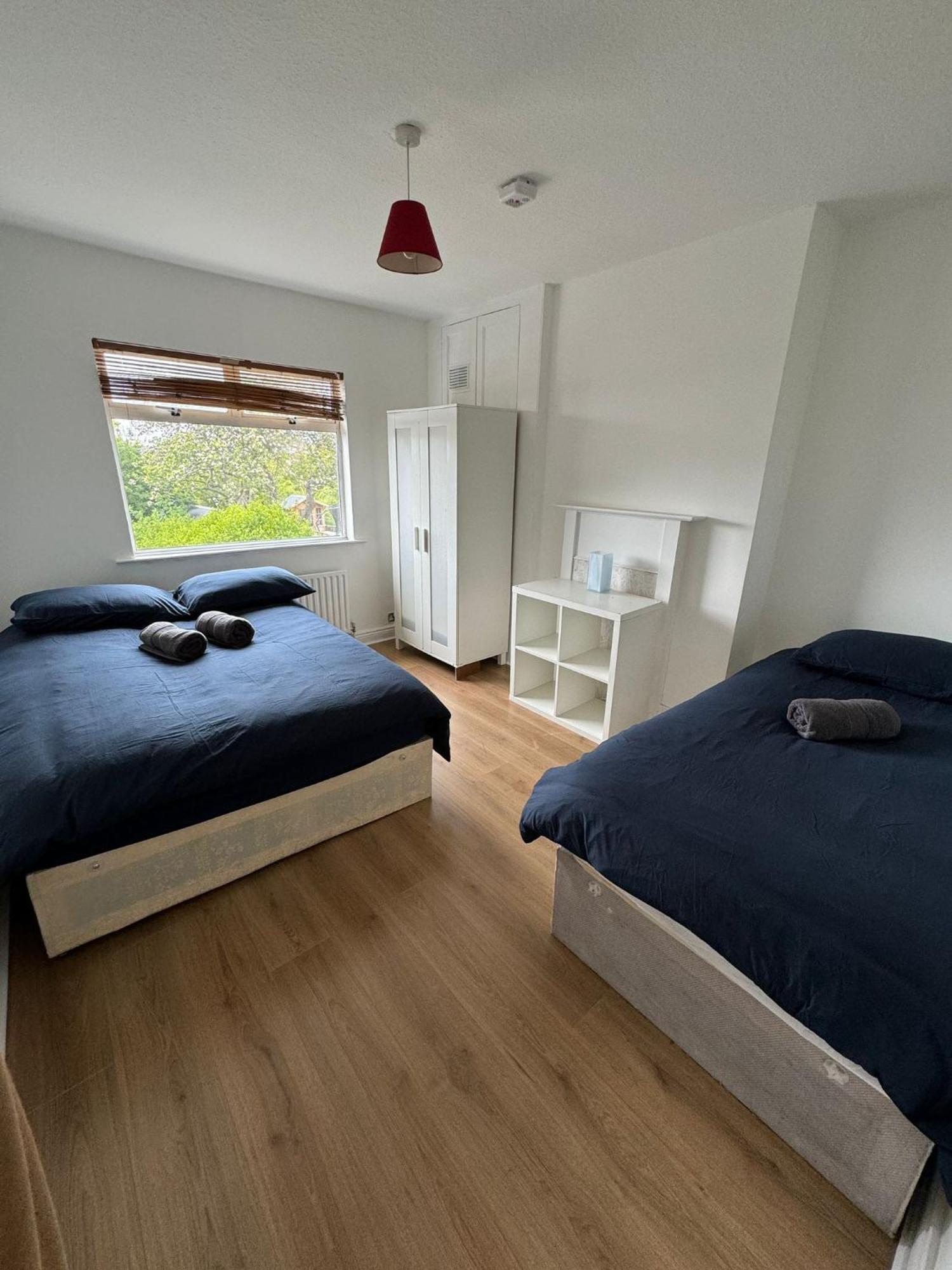 Nice Triple Room At 2 Iveragh Rd-6 Dublino Esterno foto